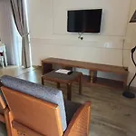 Swan Garden Hotel